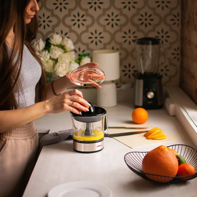 Citrus juicer AR-2503